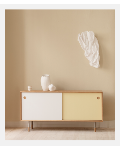 Sibast No 11 skænken - olieret eg - front gul og hvid